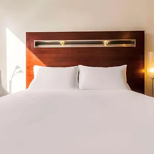 Ibis World Trade Centre Hotell